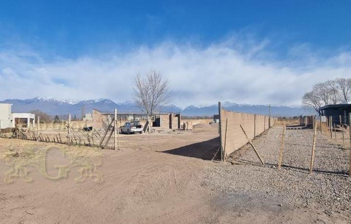 Terreno · 700m²