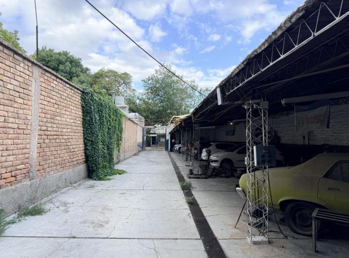 Terreno · 442m²