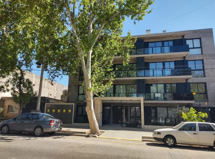 Departamento · 80m² · 3 Ambientes · 1 Cochera