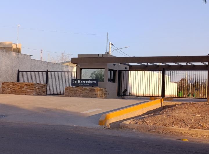 Terreno · 300m²