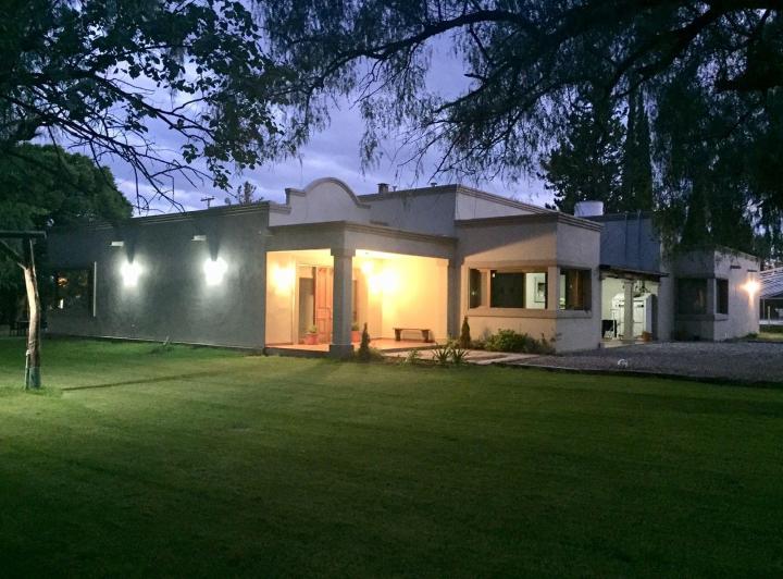 Casa · 650m² · 23 Ambientes · 7 Cocheras