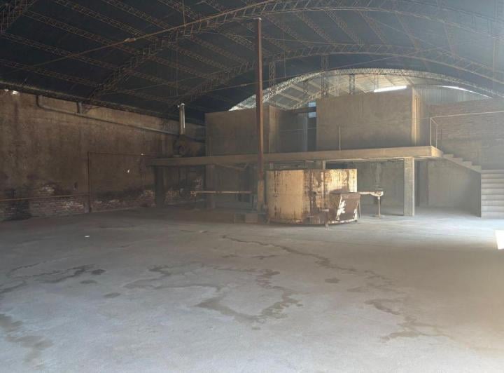 Bodega-Galpón · 1657m² · 2 Cocheras