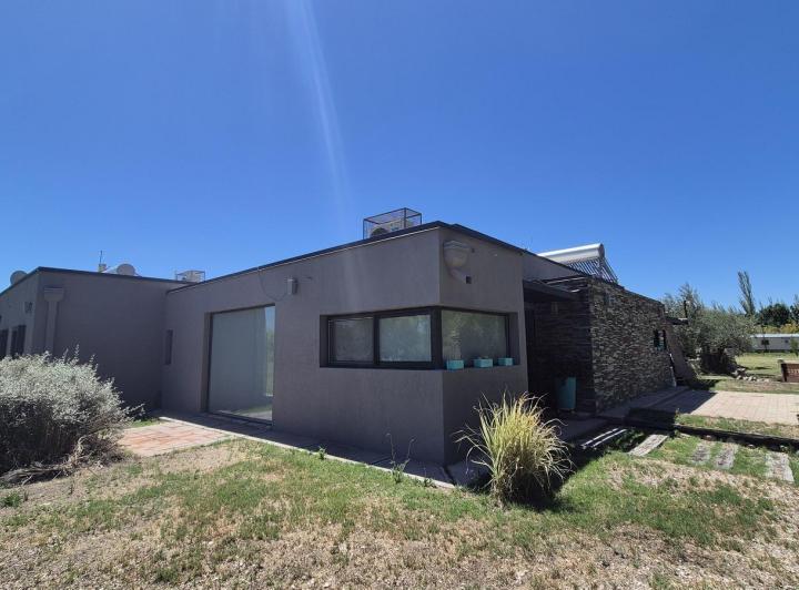 Casa · 482m² · 5 Ambientes