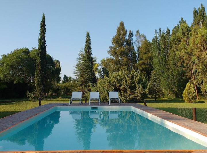 Campo · 285m² · 4 Dormitorios · 1 Cochera