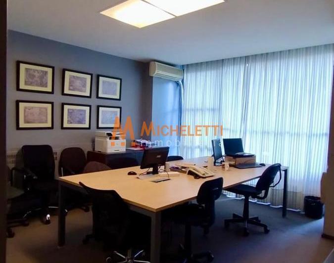 Oficina comercial · 244m² · 12 Ambientes