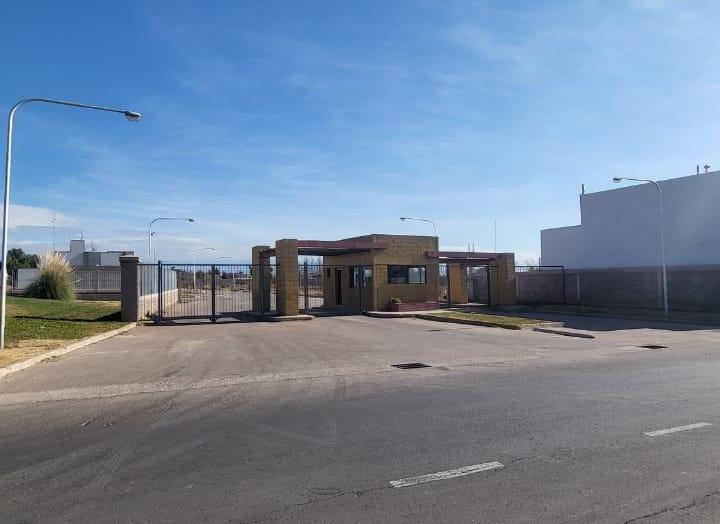 Terreno · 385m²