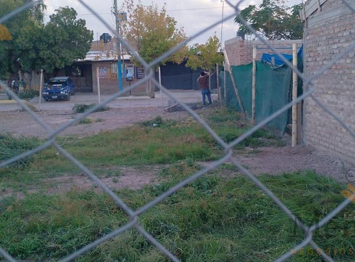 Terreno · 301m²