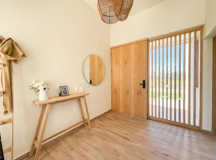 Casa · 225m² · 5 Ambientes · 2 Cocheras