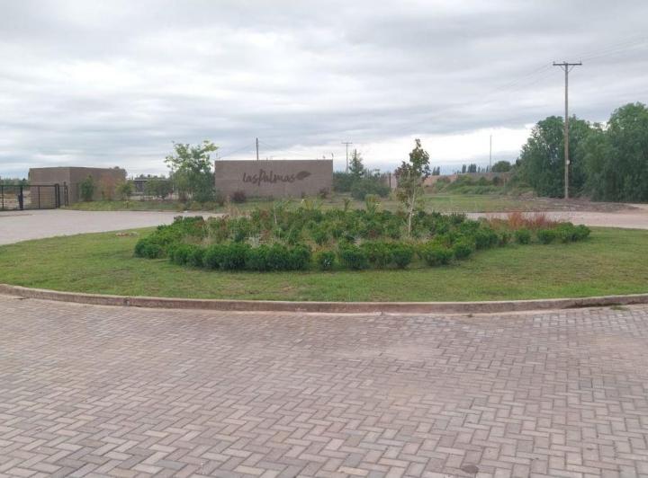 Terreno · 600m²
