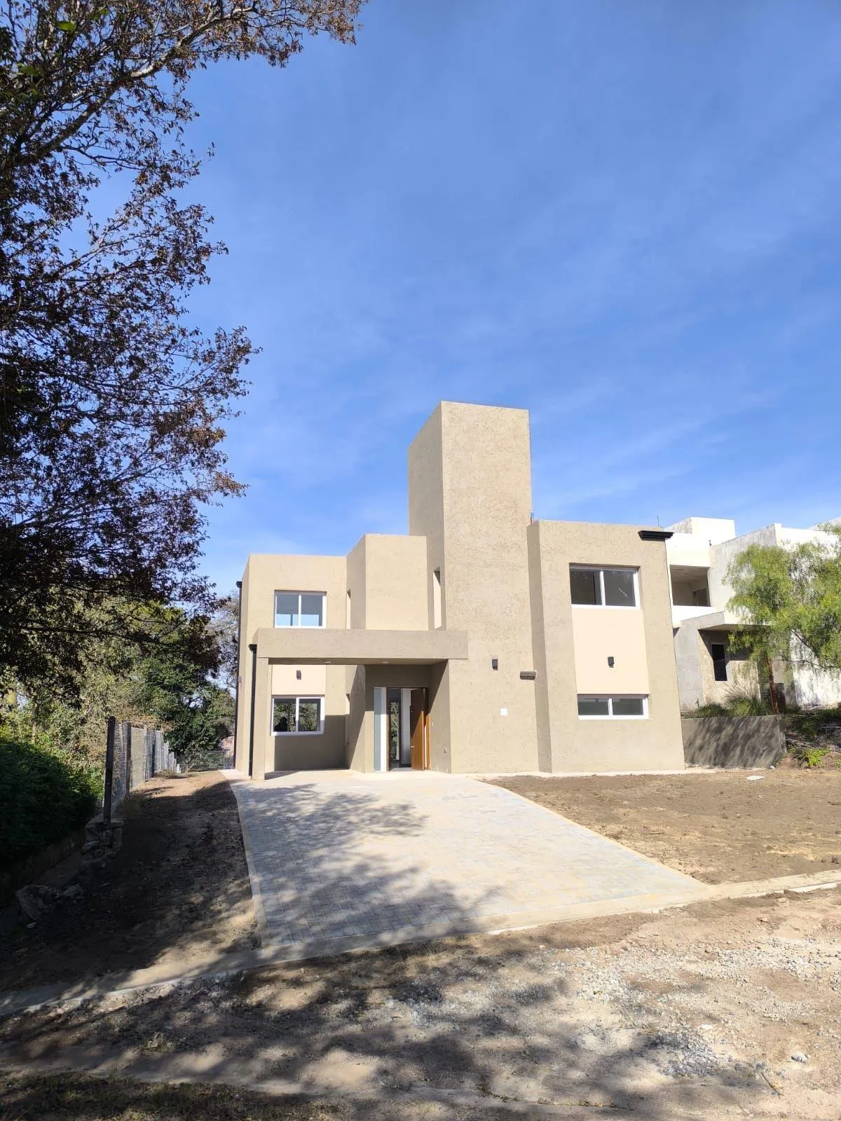 Villa Allende Barrio Privado A Estrenar- 3 Dorm.