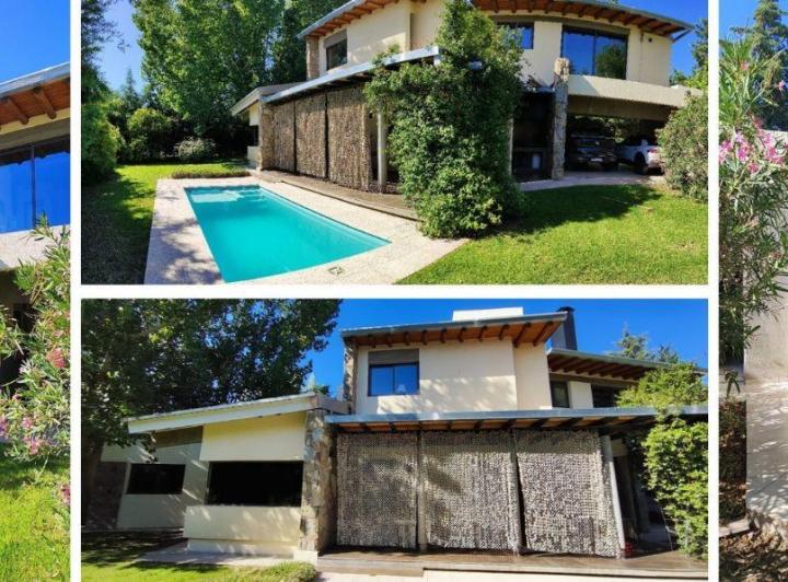 Casa · 260m² · 4 Ambientes · 1 Cochera