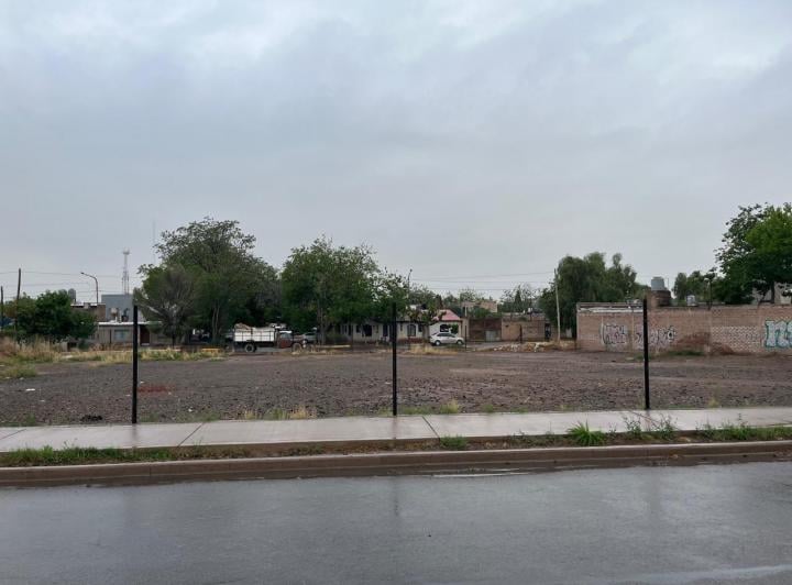 Terreno · 2200m²