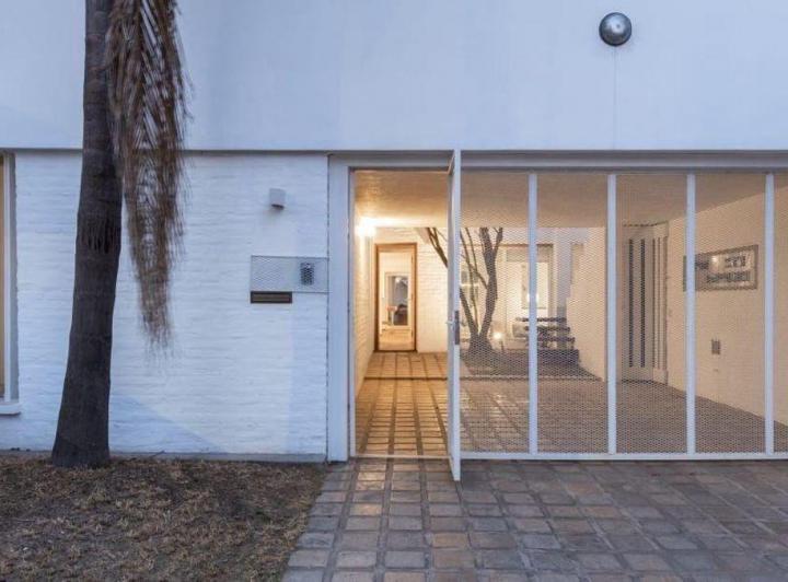 Casa · 275m² · 20 Ambientes · 1 Cochera