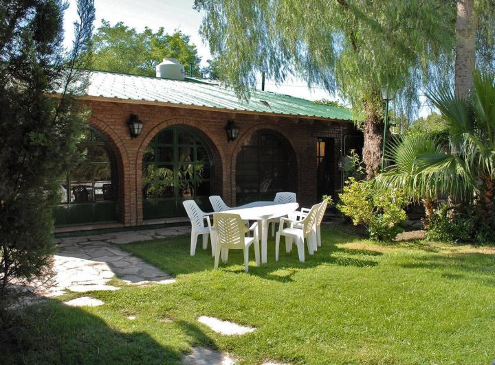 Casa · 239m² · 4 Ambientes · 1 Cochera