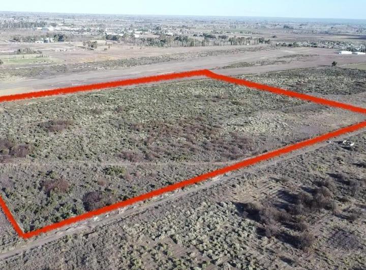 Terreno · 70000m²