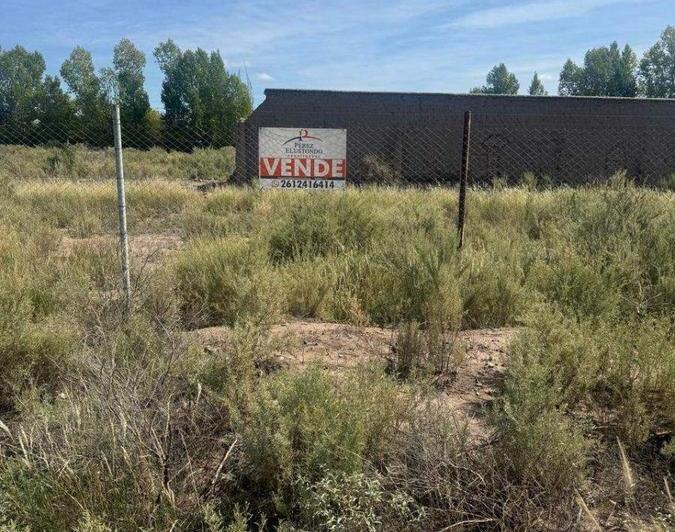 Terreno · 450m²