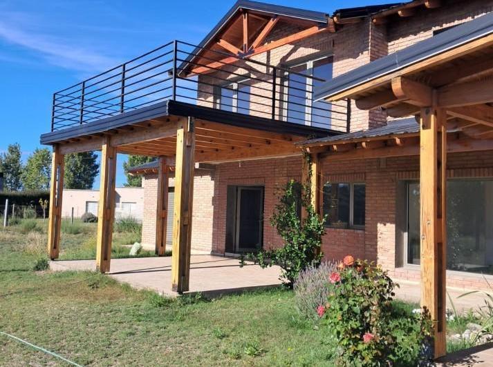 Casa · 500m² · 6 Ambientes