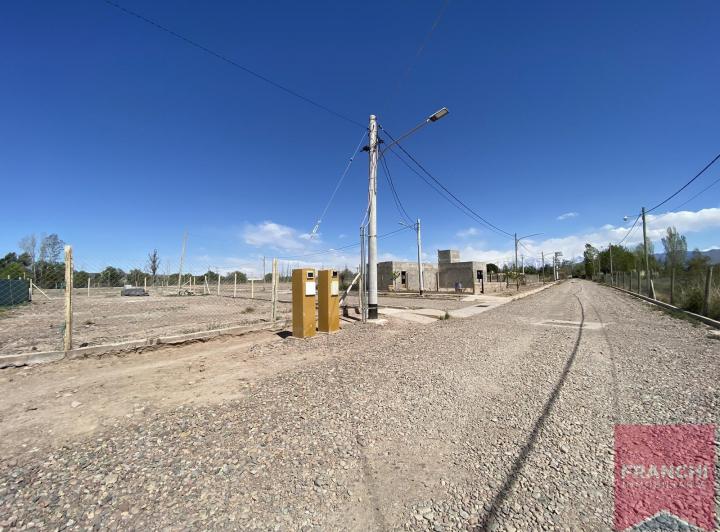 Terreno · 378m²