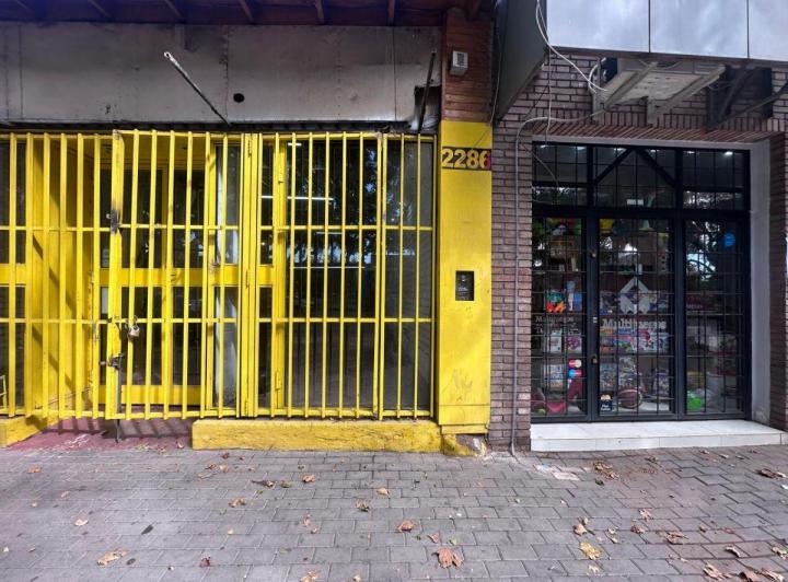 Local comercial · 200m² · 3 Ambientes