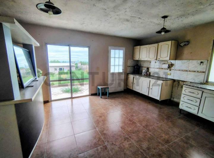 Casa · 120m² · 5 Ambientes · 1 Cochera