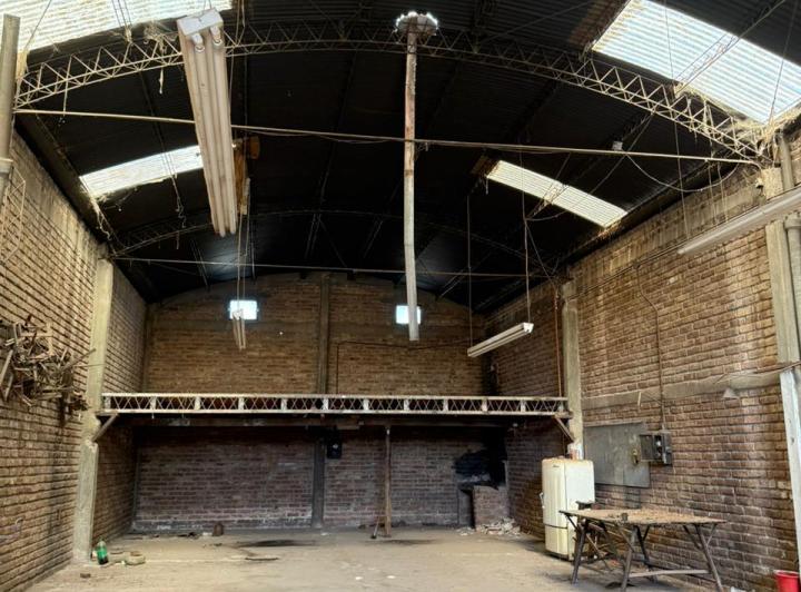 Bodega-Galpón · 248m²