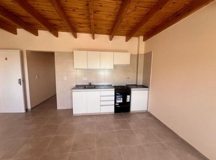 Departamento · 70m² · 4 Ambientes · 1 Cochera