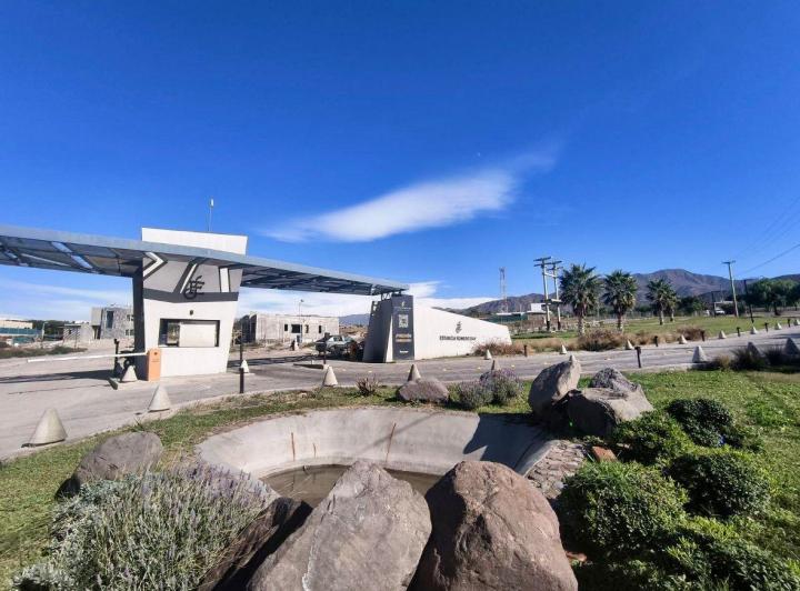 Terreno · 713m²