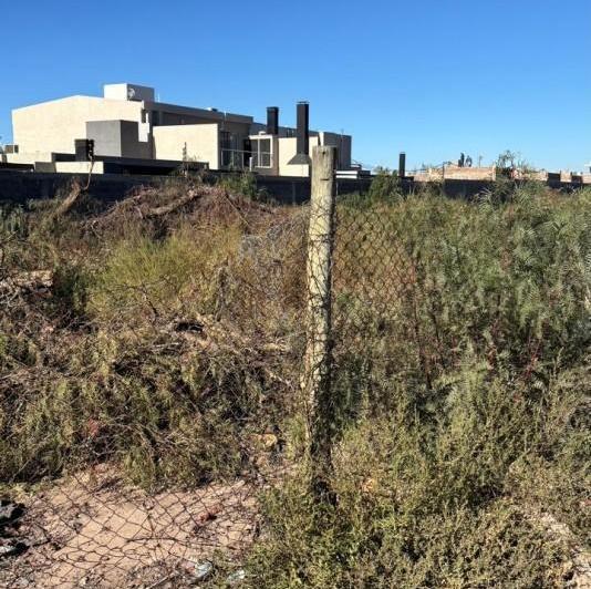 Terreno · 2400m²