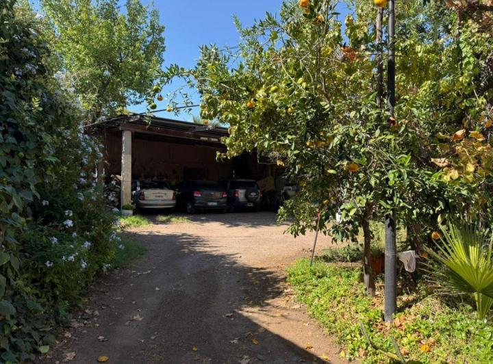Casa · 244m² · 1 Ambiente · 3 Cocheras