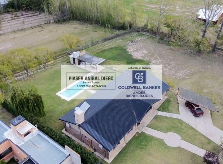 Casa · 230m² · 5 Ambientes · 3 Cocheras