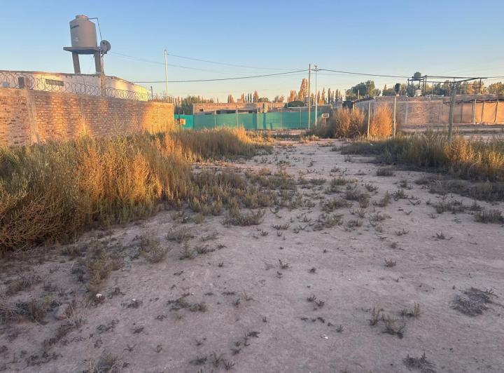 Terreno · 300m²
