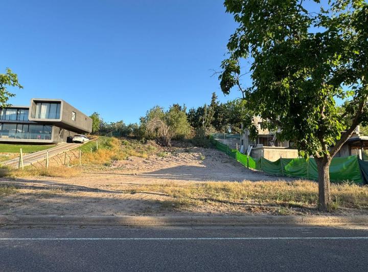 Terreno · 1140m²
