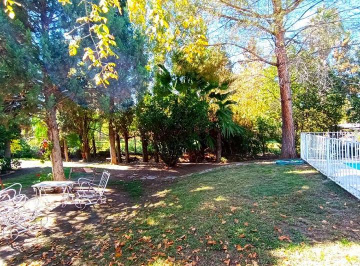 Quinta vacacional · 329m² · 5 Ambientes · 2 Cocheras