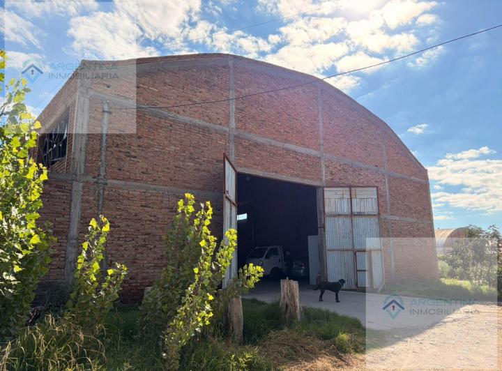 Local comercial · 643m²