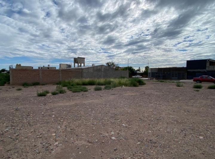 Terreno · 646m²