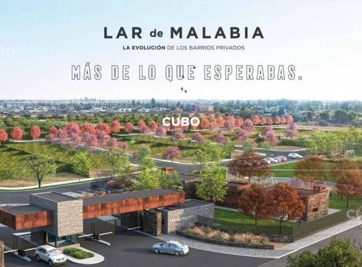 Terreno · 300m²