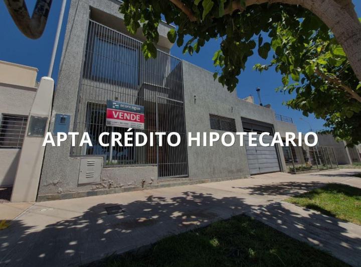 Casa · 132m² · 2 Ambientes · 1 Cochera