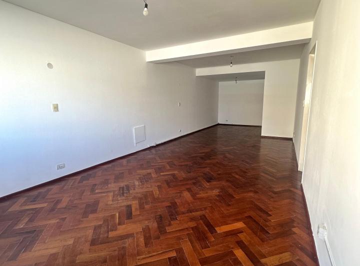 Departamento · 100m² · 4 Ambientes · 1 Cochera