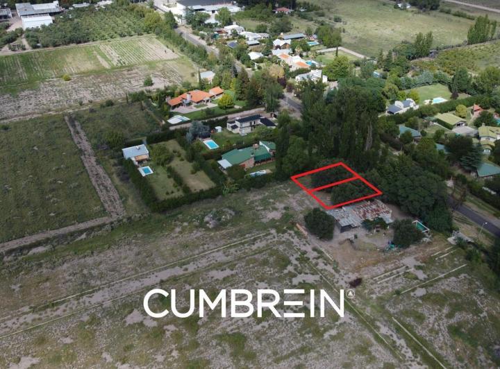 Terreno · 562m²