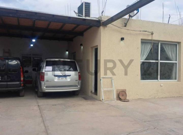 Casa · 165m² · 4 Ambientes · 1 Cochera