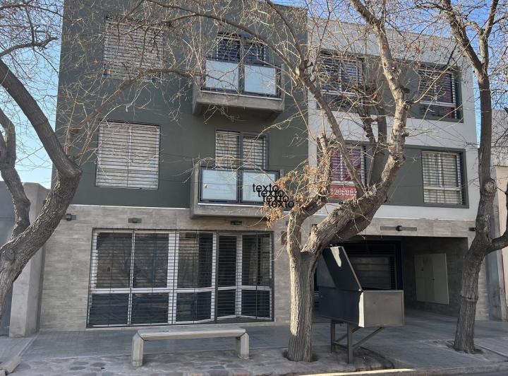 Departamento · 55m² · 2 Ambientes · 1 Cochera