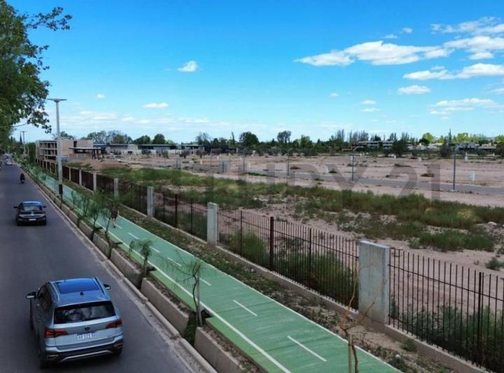 Terreno · 6000m²