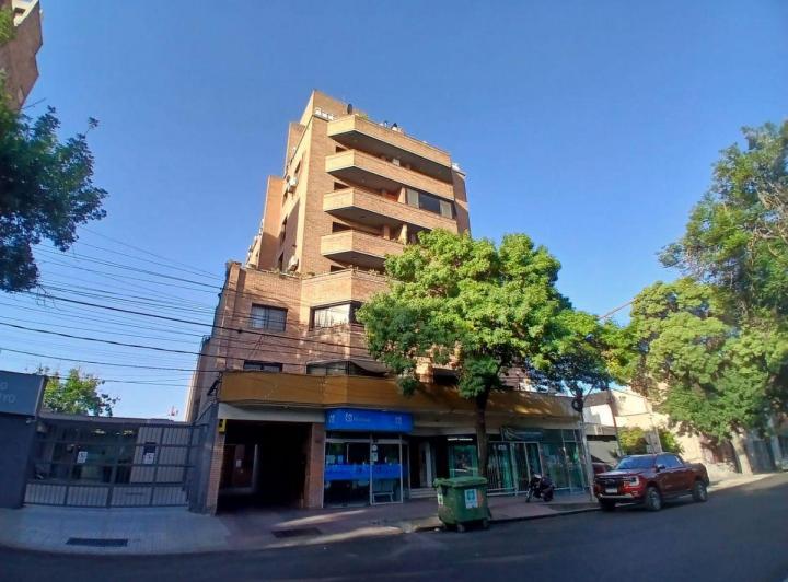 Departamento · 75m² · 6 Ambientes · 1 Cochera