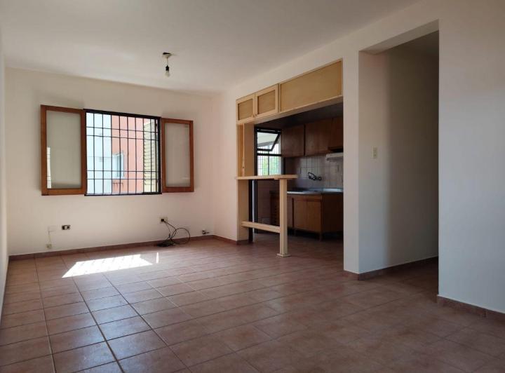 Casa · 79m² · 4 Ambientes · 1 Cochera