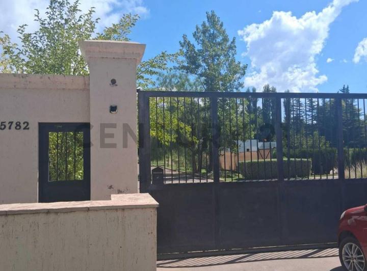 Terreno · 750m²