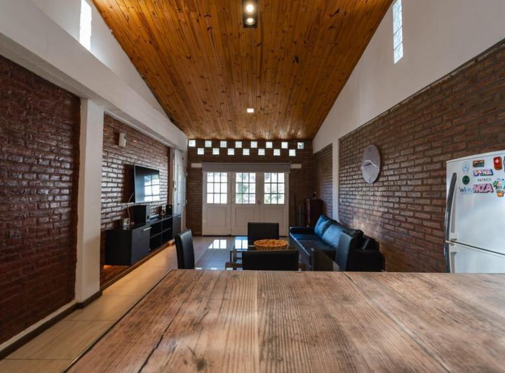 Casa · 90m² · 4 Ambientes · 1 Cochera