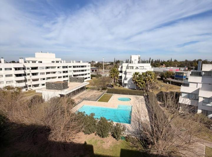 Departamento · 83m² · 4 Ambientes
