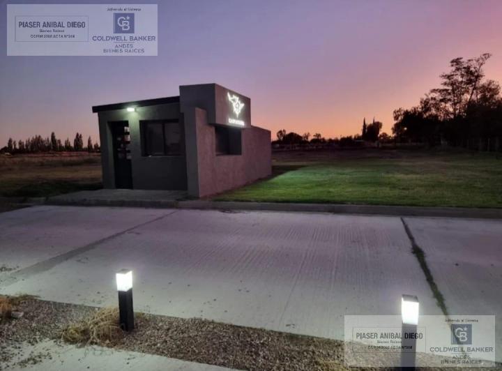 Terreno · 1090m²
