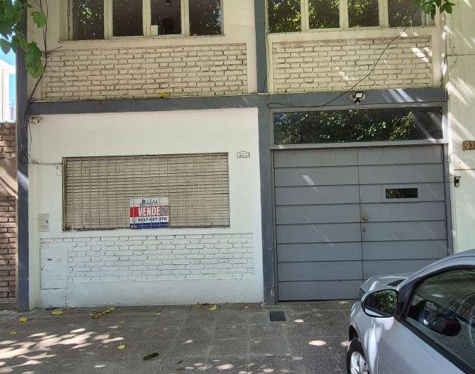 Departamento · 80m² · 6 Ambientes · 1 Cochera