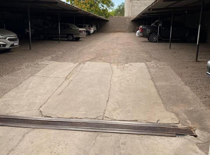 Terreno · 871m²